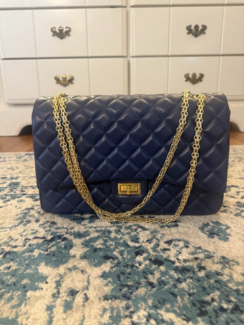 Ainifeel Navy Quilted Leather Bag with Gold Chain